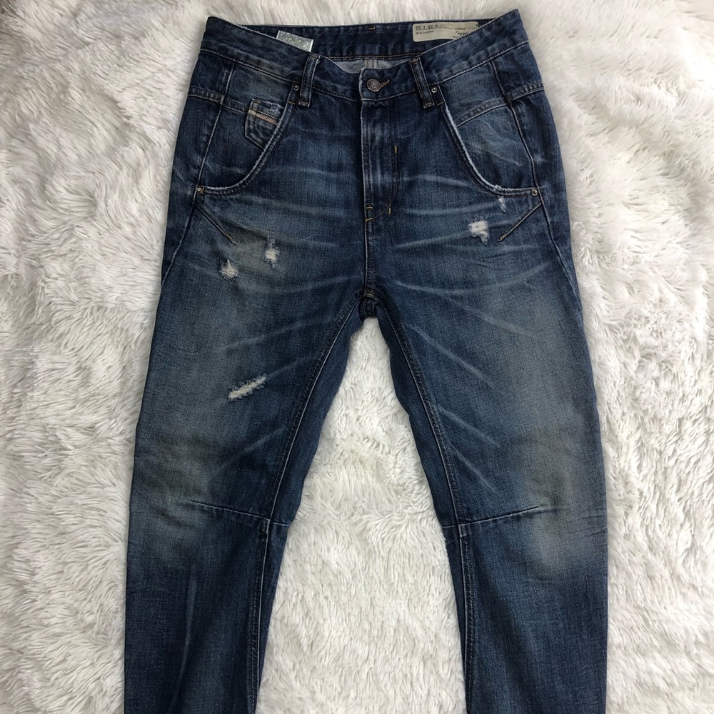 Diesel 25 Jeans Fayza Distressed Skinny Tapered
